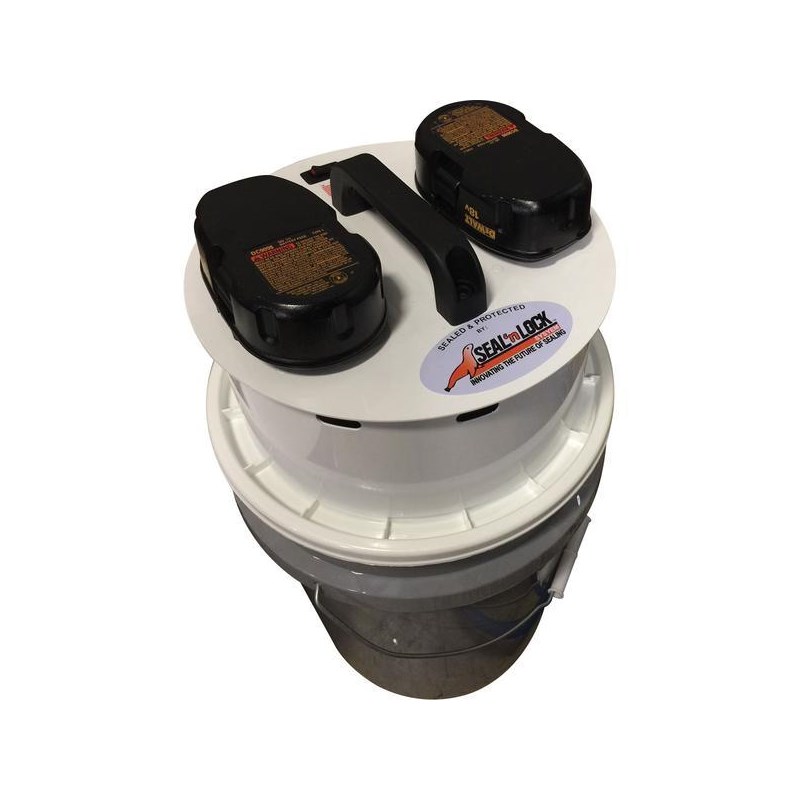 Seal n Lock Bucket Sprayer Dual Battery Image 2